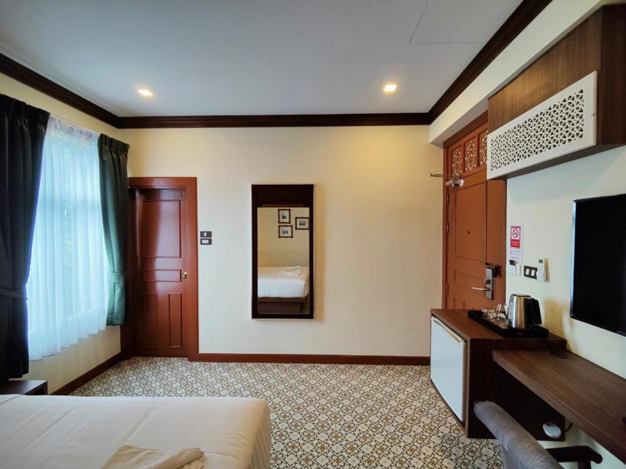 Baan Chao Khun Hotel Ban Khlong Lat Bua Khao Habitación foto